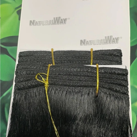 100% Human Hair Bundles - 2 Bundles Included - Picture 3 of 6